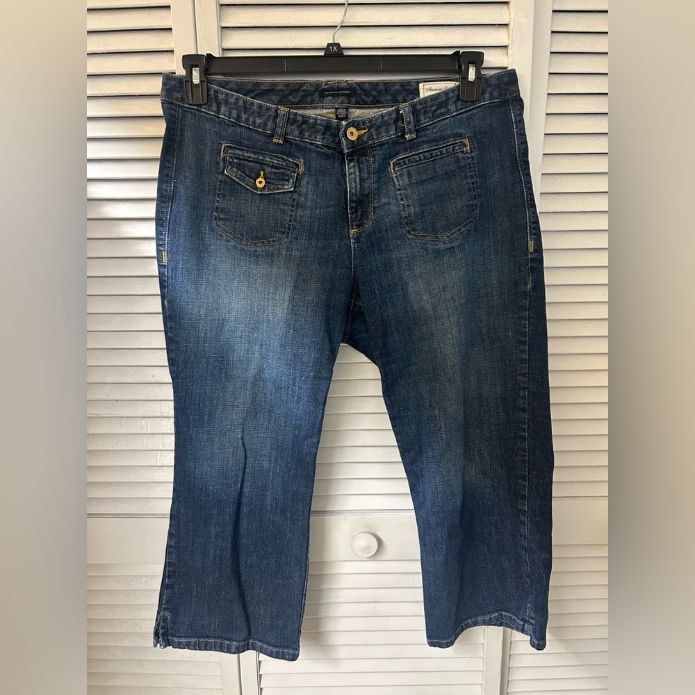 Tommy Hilfiger Mid Rise Women’s Capris - Classic Denim Size 16